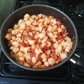 El cooksnap de Michelle Márquez cuando hizo Papas con chorizo guisado Mexicano.
