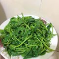 Cooksnap của Dy Dy khi họ làm theo món Dầu lang xào tỏi