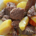 El cooksnap de anika-kamperica cuando hizo Estofado de Ternera a mi manera. Olla GM F.