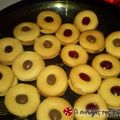 Cooksnap από marriapal στη συνταγή Μπισκότα γεμιστά με μαρμελάδα δαμάσκηνο