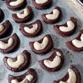 Cooksnap dari Eka Srigunari untuk resep Kue kering Coklat Mede - Oven Tangkring