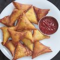 Vaishakhi Vyas's cooksnap of when they made પનીર સમોસા (Paneer Samosa Recipe In Gujarati).