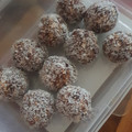 El cooksnap de Daniela Ara cuando hizo Trufas de avena, coco y pasta de maní.