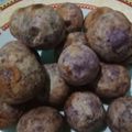 Cooksnap dari rosita untuk resep Bola bola ubi unggu isi coklat