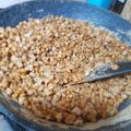 El cooksnap de María Cecilia Rodríguez cuando hizo Praliné de porotos de soja.