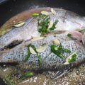 Cooksnap Zuraidah Abu Bakar semasa beliau membuat Siakap Stim Limau ala thai.