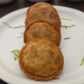 Karan Tripathi (Food Fanatic) का कुकस्नैप जब उन्होंने गुलकंद चन्द्रकला (gulkand chandrakala recipe in Hindi) बनाया था।