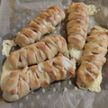 Cooksnap από Spookie στη συνταγή Ζαμπονοτυρόπιτες κοτσίδες