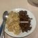 รูป Cooksnap ของ Banthita Ritbandhit เมื่อเขาทำ ข้าวผัดกระเทียมราดหมูสับกระเทียม