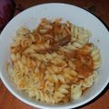 El cooksnap de adriana quero cuando hizo Rigatonis en salsa roja con carne | Estilo James Salaz.