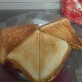 Hinal Dattani's cooksnap of when they made ટોસ્ટ સેન્ડવીચ (Toast Sandwich Recipe In Gujarati).