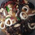 Cooksnap Syarena Sani semasa beliau membuat Cendawan hitam masak sos tiram bersama ayam#fayekusairi.