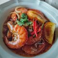 Cooksnap Ziana Chesaad semasa beliau membuat Udang Masam Manis.