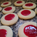 El cooksnap de Nati cuando hizo Galletitas coronita con cubierta de jalea de frambuesa🍪🍇🍇.