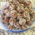 Dorina Polgár Cooksnap-ja, amikor elkészítette a(z) Kókuszgolyó pofonegyszerűen receptet.