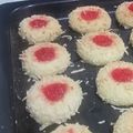 Cooksnap dari denisa untuk resep Strawberry Thumbprint Cookies
