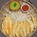 Ekta Rangam Modi's cooksnap of when they made મઠિયા અને ચોળાફળી(Mathiya And Cholafali Recipe in Gujarati).