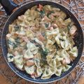 Gyöngyvér Sólyom Cooksnap-ja, amikor elkészítette a(z) Spenótos-tejszínes-baconos tészta receptet.