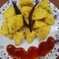 Amrita Singh Thakur का कुकस्नैप जब उन्होंने खमण ढोकला (khaman dhokla recipe in Hindi) बनाया था।