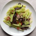 Cooksnap dari Nevi Sutio untuk resep Oseng Labu Siam Jamur Kuping