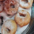 Cooksnap από mariouli στη συνταγή Ντόνατς με ζάχαρη και ένα γλυκό φιλί από τη μαμά