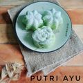 Cooksnap dari SiRa_UmmuTsa untuk resep Putu ayu