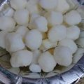Sakshi sinha का कुकस्नैप जब उन्होंने छेना मुर्गी (Chhena murgi recipe in hindi) बनाया था।