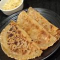 Kanchan Kamlesh Harwani का कुकस्नैप जब उन्होंने गुड़ और बाजरे का मीठा पराठा (gur aur bajre ka meetha paratha recipe in Hindi) बनाया था।