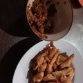 Cooksnap dari Elvina Zeke untuk resep Pisang goreng + sambal roa = yummy
