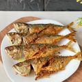 Cooksnap Sesimple Loralin semasa beliau membuat Ikan goreng bertambah urmphhh dengan cuka.