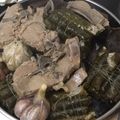 صورة من أكلاتي الشهية😋، شاركها بعد تجربة وصفة اليبرق الحامض (محشي ورق العنب)