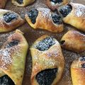 Akonyhám Cooksnap-ja, amikor elkészítette a(z) Szilvalekváros papucs receptet.