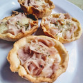El cooksnap de graciela martinez IG @gramar09ok ☺💗 cuando hizo Empanadas abiertas de jamón y queso en molde de muffins.