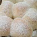 黑皮白牙 的 飛燕煉乳手撕包 cooksnap