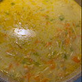 El cooksnap de Diana cuando hizo 254. Sopa vegetariana de garbanzos y pasta al curry.