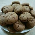 صورة من الشيف اسراء مصطفى ، شاركها بعد تجربة وصفة كوكيز بحشوة الجالكسي😋🍪🍫