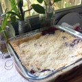 El cooksnap de Fernanda Davis cuando hizo Crumble de arándanos y manzanas🍎.