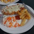 Cooksnap dari Cici Wulan Nurhamah untuk resep Chicken katsu wth bechamel sauce nd salad
