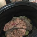 El cooksnap de queen cuando hizo Chuletas de cerdo en salsa de cerveza obscura (Olla de cocción lenta-SlowCooker).