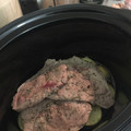 El cooksnap de queen cuando hizo Chuletas de cerdo en salsa de cerveza obscura (Olla de cocción lenta-SlowCooker).