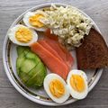 Сooksnap від Masyagotovit🥥, який(а) приготував(ла) ПП завтрак-салат из капусты, красная рыба и отварные яйца.