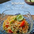 Cooksnap Nuharahmat semasa beliau membuat Somtam Betik.