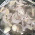 Cooksnap Zuraidah Abu Bakar semasa beliau membuat Sup Kosong Nasi Ayam.