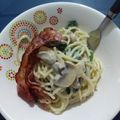 El cooksnap de Andrea Escobar cuando hizo Spaguettis con salsa de jamón y champiñones riquísima!!.