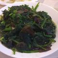 Chao Yu En 的 皮蛋地瓜葉（炒地皮） cooksnap