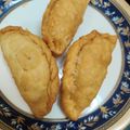 Vandana Mathur का कुकस्नैप जब उन्होंने गुजिया(gujiya recipe in hindi) बनाया था।