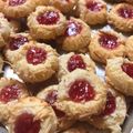 Cooksnap dari maiia shary untuk resep Thumbprint Cookies Strawberry