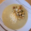 Anta Cooksnap-ja, amikor elkészítette a(z) Medvehagymakrémleves receptet.