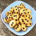 Cooksnap dari mamapiyo untuk resep The best crunchy Cookies chocochip ala momo😍