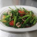 潘俊霖的(簡單料理) 的 芥藍菜炒肉絲 cooksnap